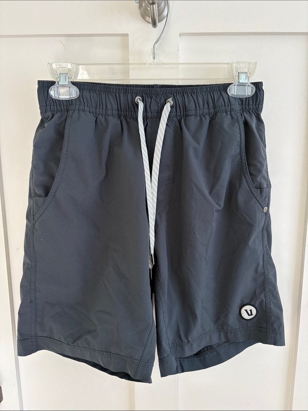 Vuori Kore Shorts Mens Medium Blue Performance Athletic Lined Style V302 XS
